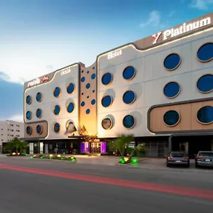 Hotel Y Platinum, Medina